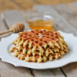 almond-flour-waffles-grain-free-2568290.jpg