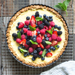 Almond, Oat and Berry Tart Recipe