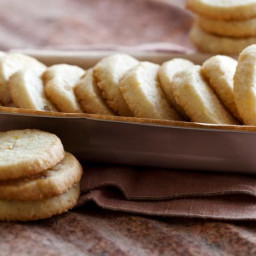 almond-shortbread-cookies-2231616.jpg