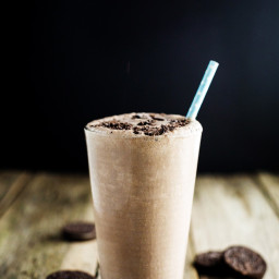 Almost Healthy Oreo Smoothie for big and little kids
