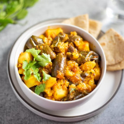 Aloo Baingan (Potato & Eggplant Curry)