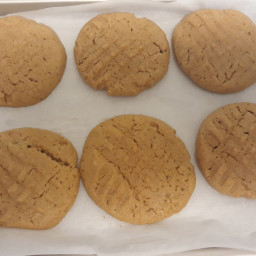 Alton Brown's Chewy Peanut Butter Cookies