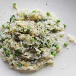 AMAZINGLY CREAMY RISOTTO WITH PEAS and GREENS