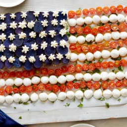 american-flag-caprese-salad-1974640.jpg