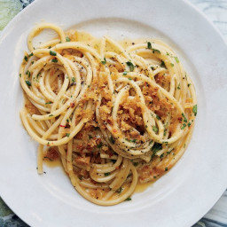 Anchovy Pasta With Garlic Breadcrumbs