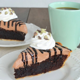 andes-mint-cheesecake-brownie-pie-2366426.jpg