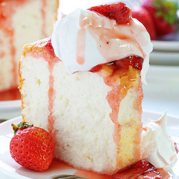 angel food cake with roasted strawberry sauce