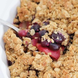 Apple and Blueberry Crumble