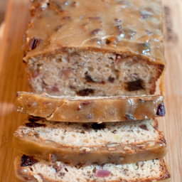 Apple Bread with Praline Topping