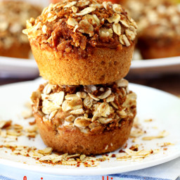 Apple Cinnamon Muffins with Oat Streusel Topping