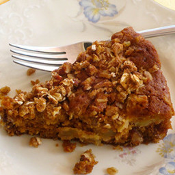 Apple Cinnamon Streusel Cake