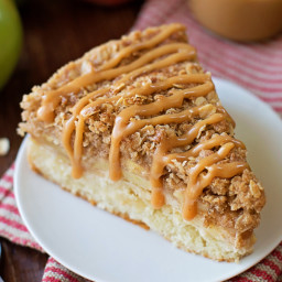 Apple Crisp Crumb Cake