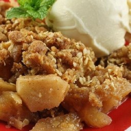 Apple Crisp with Oat Topping