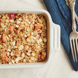 Apple Crisp with Spiced Pecans