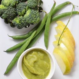 Apple, Green Beans and Broccoli Baby Food Puree