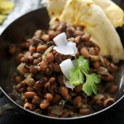 Aromatic blackeye bean curry