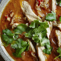 Aromatic Chicken and Peanut Thai Curry