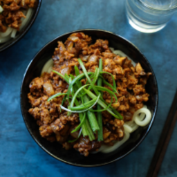 Asian Bolognese (Asian Meat Sauce Pasta)