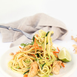 Asian Peanut Zucchini Noodles with Chicken 