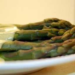 asparagus-with-blender-hollandaise--2.jpg