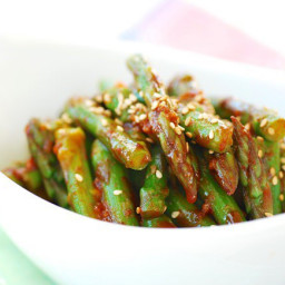 Asparagus with Gochujang Sauce