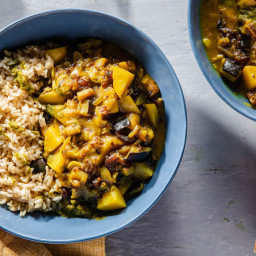 Aubergine Date Curry with Brown Rice & Cilantro Chutney