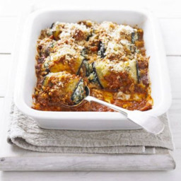 Aubergine rolls with spinach and ricotta