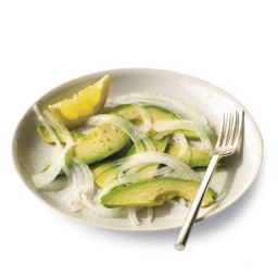 avocado-onion-salad-2391103.jpg