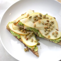 avocado-toast-with-apple-toast-59256a.jpg