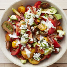 avocado-tomato-salad-with-bacon-and-blue-cheese-1221485.jpg