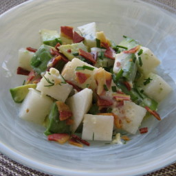 Avocado and Asian Pear Salad with Buttermilk Blue Cheese Dressing