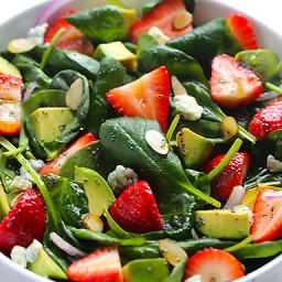 Avocado Strawberry Spinach Salad with Poppyseed Dressing