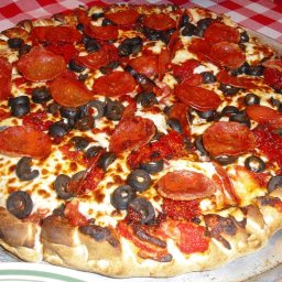 awesome-pepperoni-pizza-2.jpg