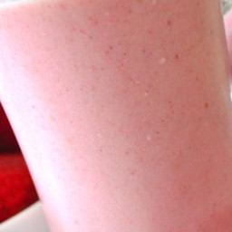 B and L's Strawberry Smoothie