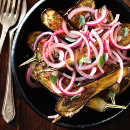 Baby aubergines with oregano and red onions