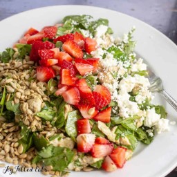 Baby Spinach Salad wi/ Strawberries & Feta