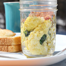 Bacon and Eggs in a Jar – Mason Jar Breakfast Recipe