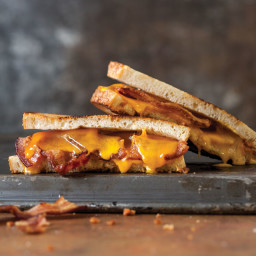 Bacon and Smoked Cheddar Grilled Cheese Sandwiches