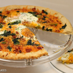 Bacon and Spinach Breakfast Pizza