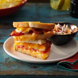 bacon-cheese-sandwiches-2243611.jpg