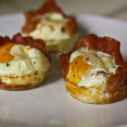 bacon-egg-and-toast-cups-4.jpg