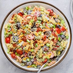 Bacon Ranch Pasta Salad Is an Easy, Delicious Family Lunch or Dinner Side D