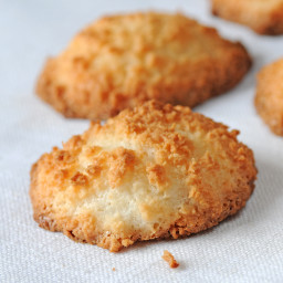 Baileys Meringue Macaroons
