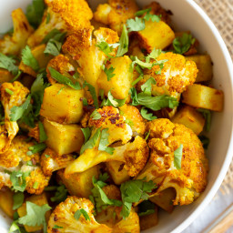 Baked Aloo Gobi Vegan Recipe (Indian Spiced Potato Cauliflower)
