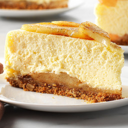 Baked Apple Pie Cheesecake