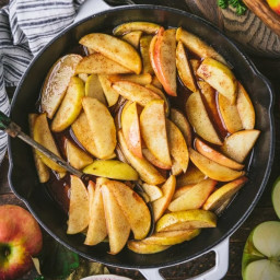 Baked Apple Slices with Brown Sugar and Cinnamon
