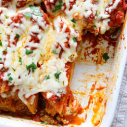 Baked Beef and Cheese Manicotti (Cannelloni)
