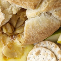 Baked Brie with Caramelized Onions Recipe