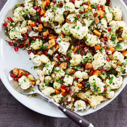 baked-cauliflower-with-pomegranate-seeds-and-thyme-2532149.jpg