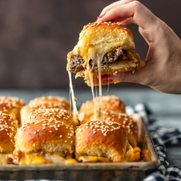 Baked Cheeseburger Sliders Recipe {VIDEO}